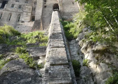 Ansicht des alten Lastenaufzuges auf Mont Saint Michel